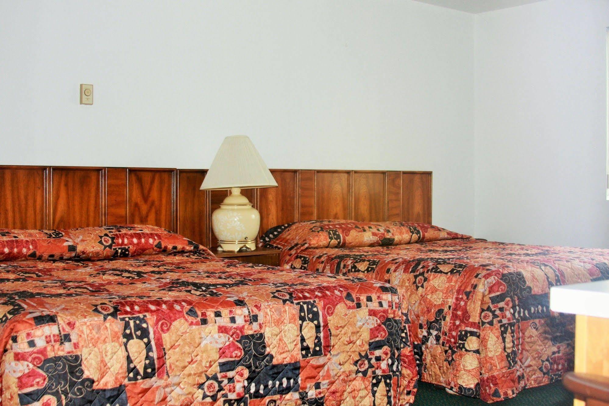 Heidi'S Inn Ilwaco Экстерьер фото